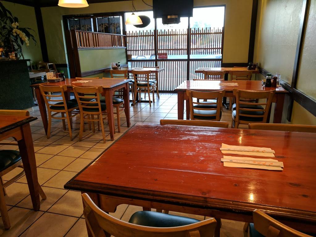 Momoya Sushi | restaurant | 570 N Shoreline Blvd J, Mountain View, CA 94043, USA | 6509676166 OR +1 650-967-6166