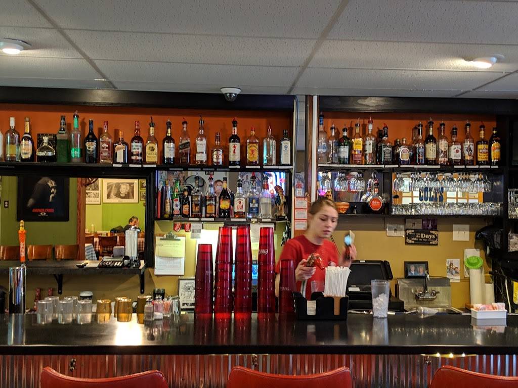 Bush | restaurant | 932 Locust St, Terre Haute, IN 47807, USA | 8122381148 OR +1 812-238-1148