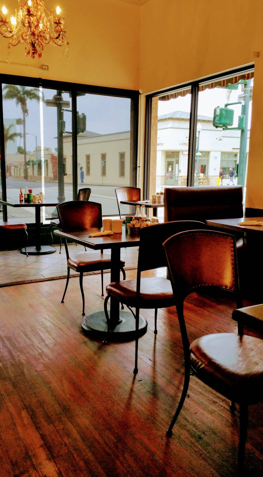 Cajun Kitchen Cafe | restaurant | 301 E Main St, Ventura, CA 93001, USA | 8056437701 OR +1 805-643-7701