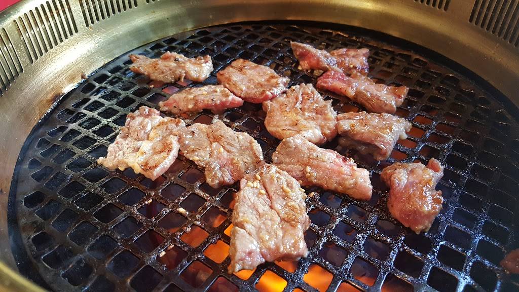 Gyu-Kaku Japanese BBQ | restaurant | 70 W Green St, Pasadena, CA 91105, USA | 6264054842 OR +1 626-405-4842