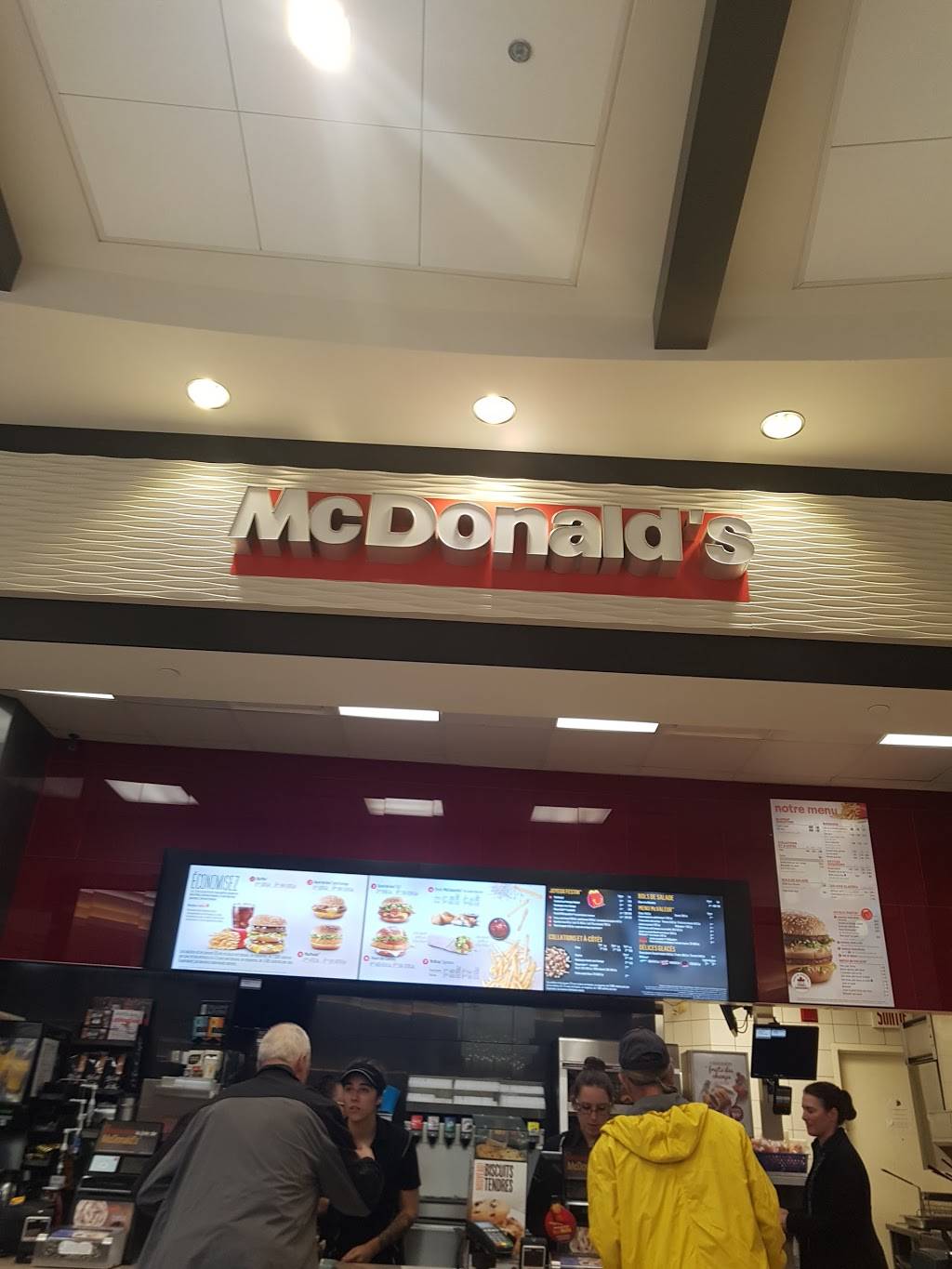 McDonalds | cafe | 1075 Boulevard Firestone, Joliette, QC J6E 6X6, Canada | 4507521375 OR +1 450-752-1375