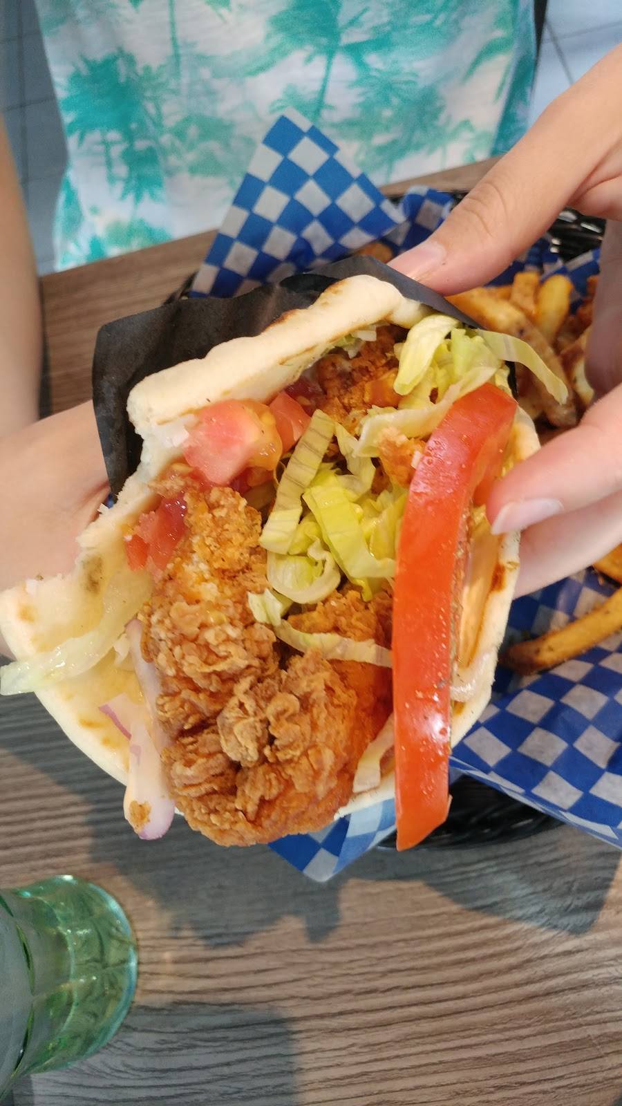 Thomas Pita et Poulet Grillé | restaurant | 2660 Rue Lafontaine, Saint-Hyacinthe, QC J2S 2N4, Canada | 4507783636 OR +1 450-778-3636