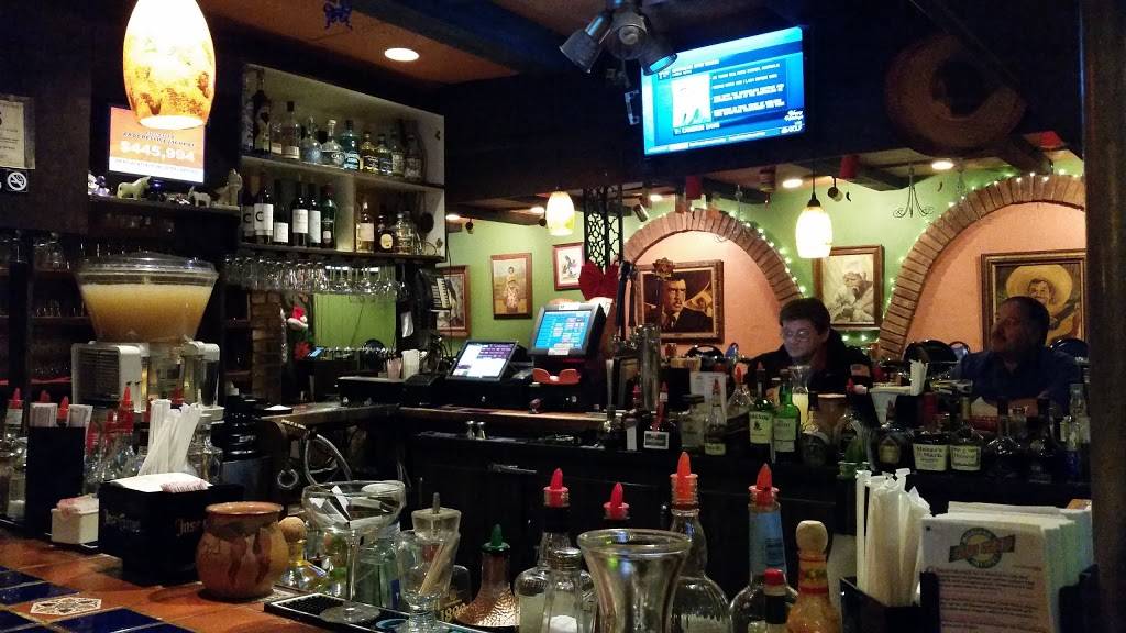 El Nibble Nook - Livonia | restaurant | 27725 Eight Mile Rd, Livonia, MI 48152, USA | 2484740755 OR +1 248-474-0755