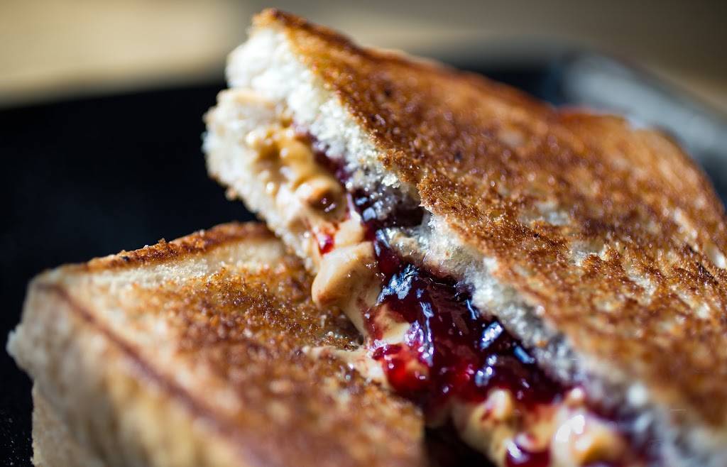 The Butchertown Social | restaurant | 1601 Story Ave, Louisville, KY 40206, USA | 5028903892 OR +1 502-890-3892