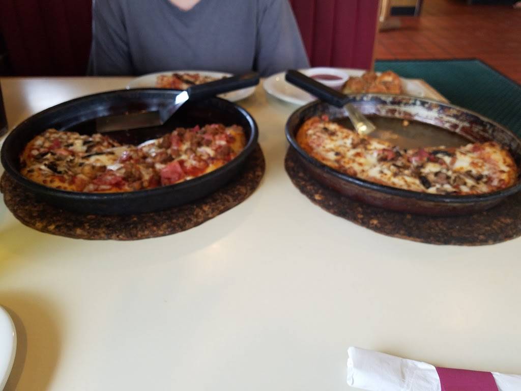 Pizza Hut | meal takeaway | 1310 W Industrial Blvd, Cumberland, MD 21502, USA | 3017220673 OR +1 301-722-0673