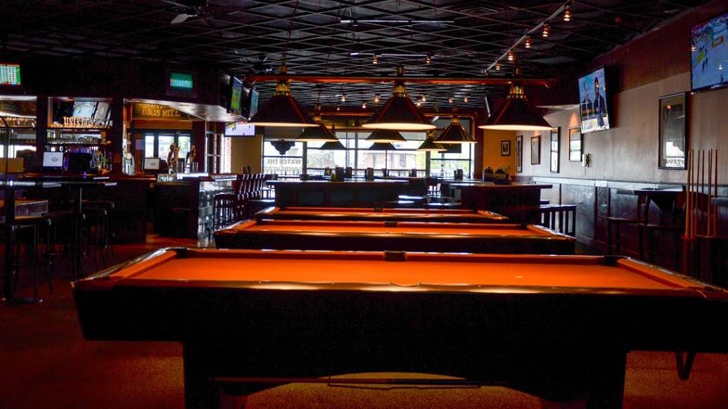 Orleans Sports Cafe | cafe | 100 Macomb Pl, Mt Clemens, MI 48043, USA | 5864652201 OR +1 586-465-2201