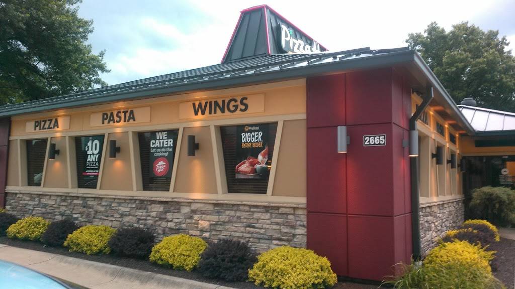 Pizza Hut | restaurant | 2665 Manchester Rd, Akron, OH 44319, USA | 3307454000 OR +1 330-745-4000