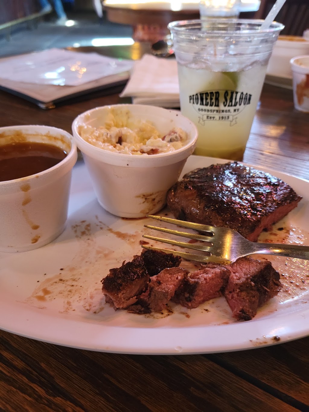 Pioneer Saloon | restaurant | 310 NV-161, Goodsprings, NV 89019, USA | 7028749362 OR +1 702-874-9362