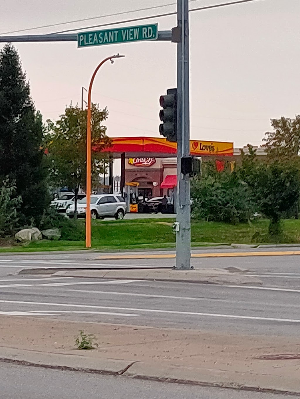 Carl’s Jr. | restaurant | 4208 W Expo Pkwy, Post Falls, ID 83854, USA | 2087734479 OR +1 208-773-4479