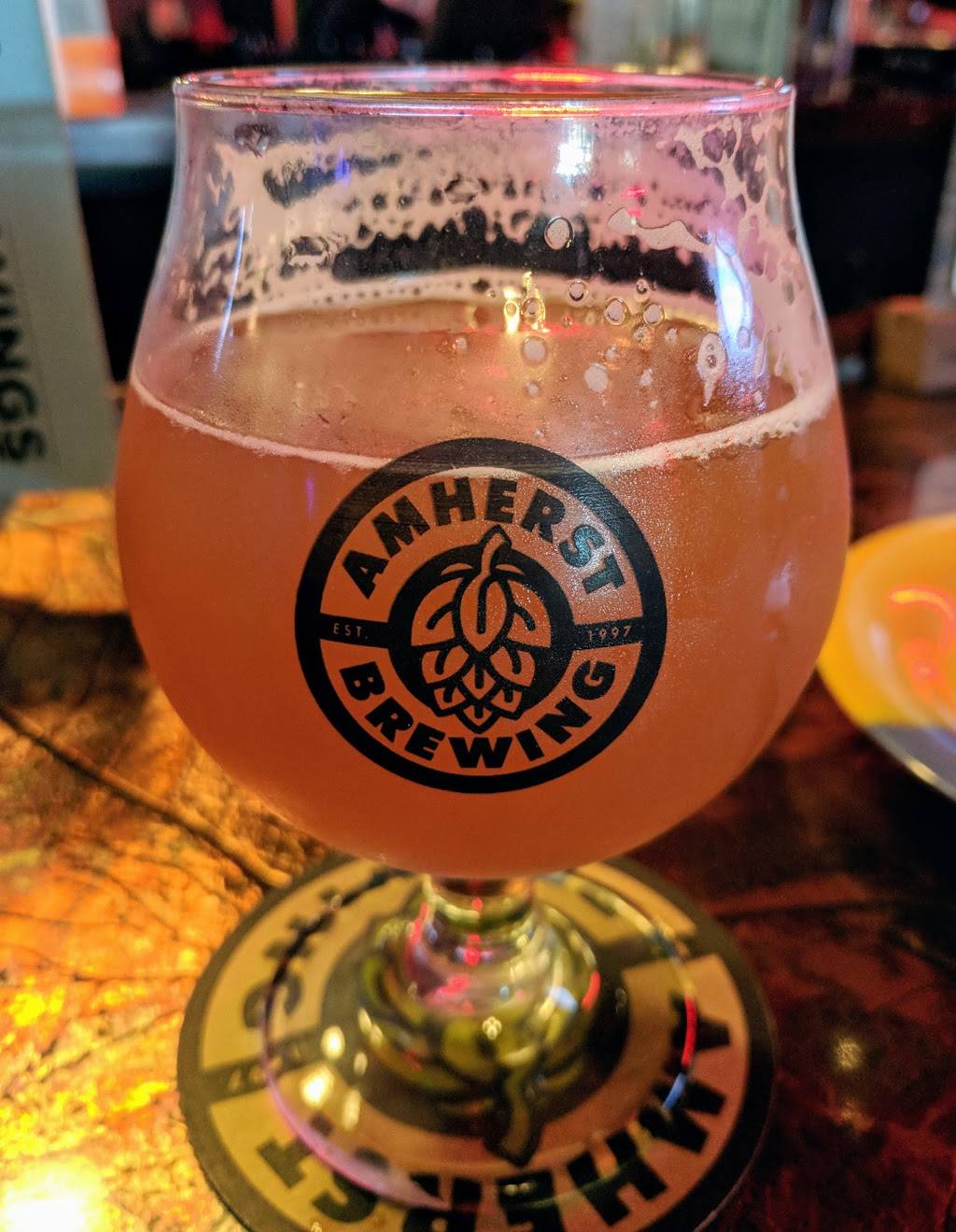 Hangar Pub And Grill | restaurant | 10 University Drive, Brewery, Amherst, MA 01002, USA | 4132534400 OR +1 413-253-4400