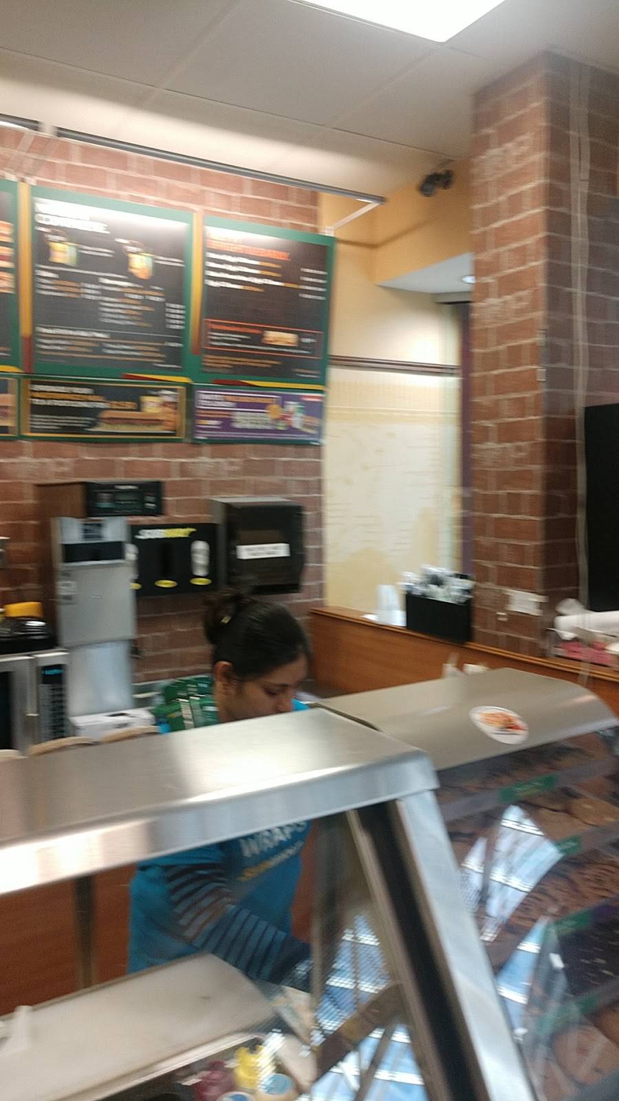 Subway | restaurant | 601 Donald Lynch Blvd, Marlborough, MA 01752, USA | 5083033100 OR +1 508-303-3100