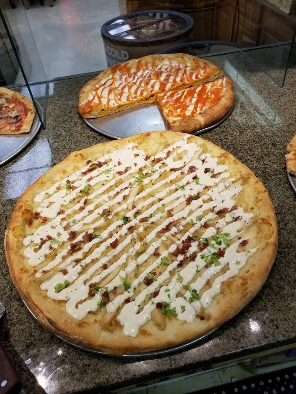 Suglias | restaurant | 5 Gold Star Plaza, Shenandoah, PA 17976, USA | 5702320007 OR +1 570-232-0007