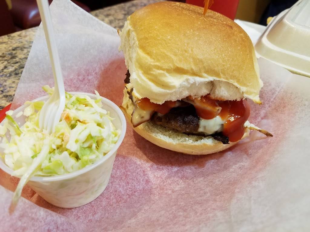 New Haven Style Pizza | restaurant | 18 N Church St, West Chester, PA 19380, USA | 6104365814 OR +1 610-436-5814