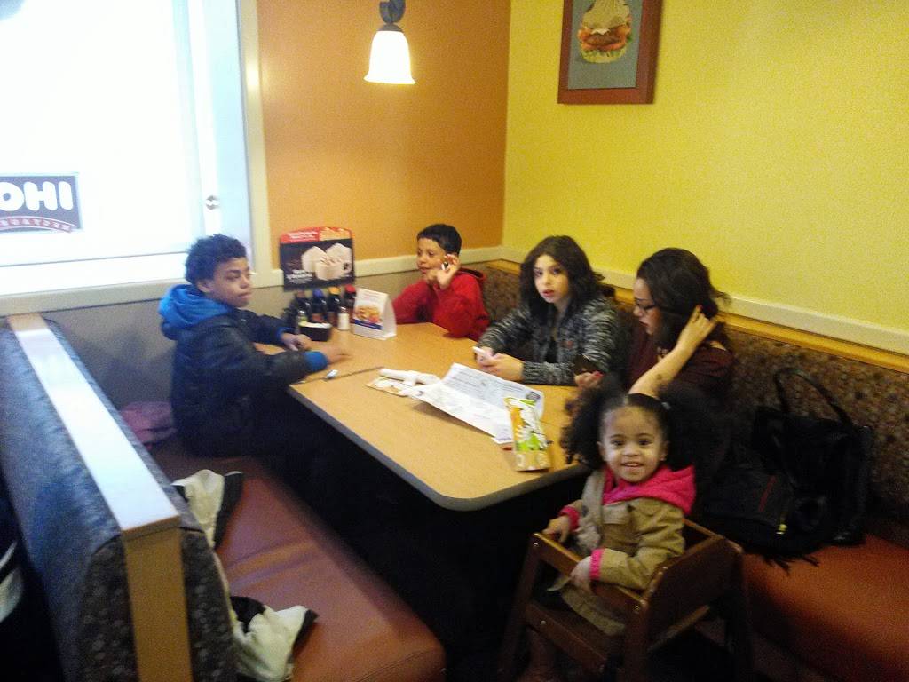 Subway Restaurants | restaurant | 3400 Aramingo Ave, Philadelphia, PA 19134, USA | 2154230885 OR +1 215-423-0885