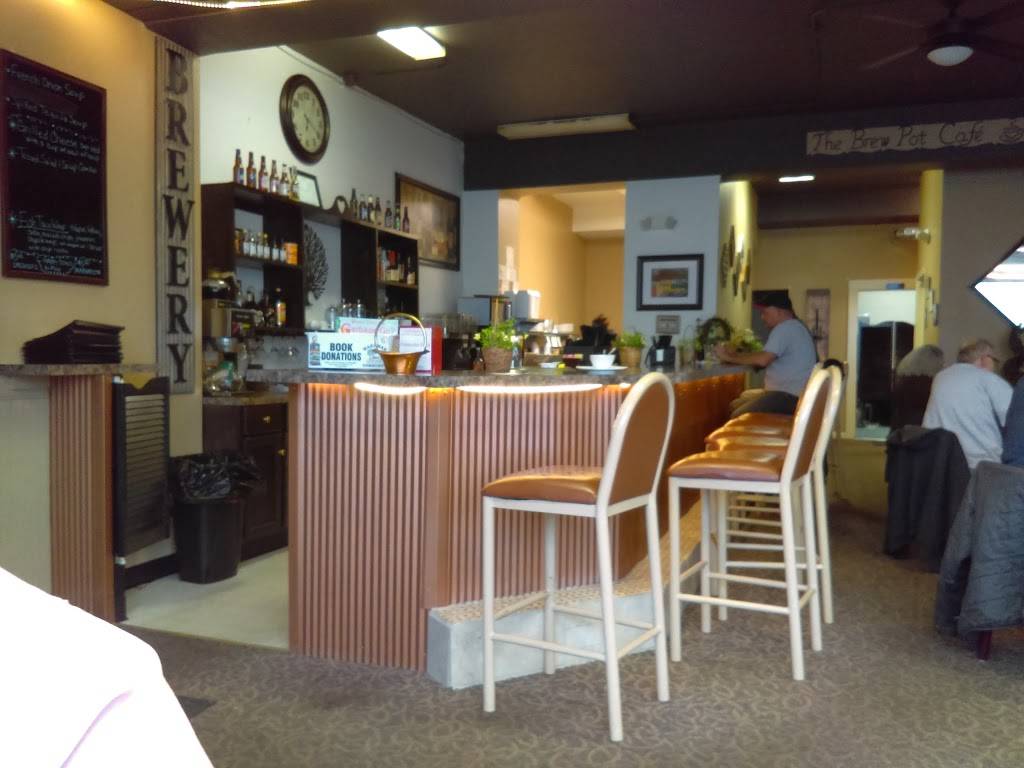 Brew Pot Cafe | restaurant | 19 W Main St, Wakeman, OH 44889, USA | 4408392233 OR +1 440-839-2233