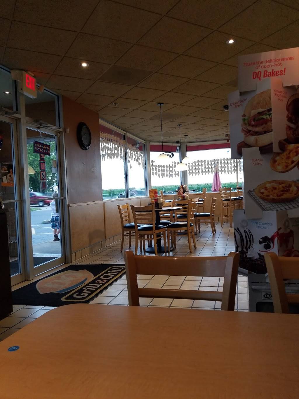 Dairy Queen Grill & Chill | restaurant | 444 W Bethalto Dr, Bethalto, IL 62010, USA | 6183772253 OR +1 618-377-2253