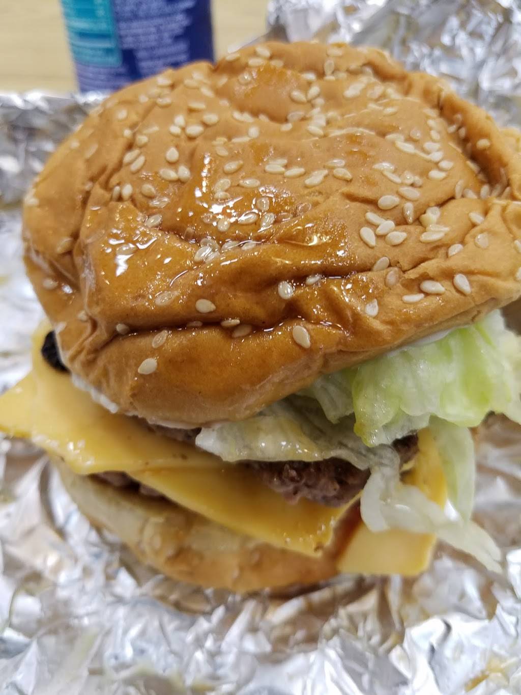 Five Guys | meal takeaway | 3935 Pelham Rd, Greenville, SC 29615, USA | 8642883950 OR +1 864-288-3950