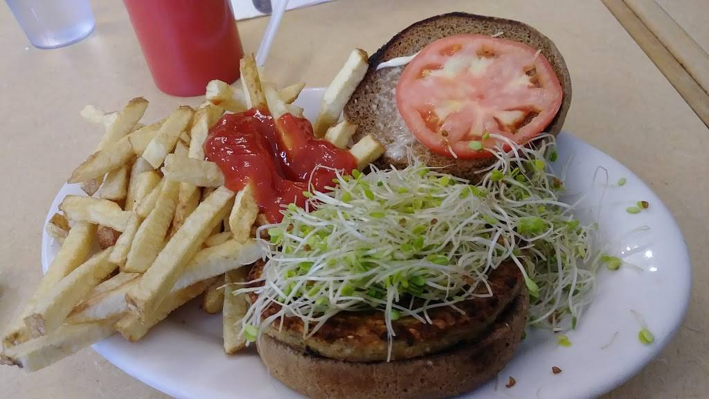 Bills Place | restaurant | 1919, 2315 Clement St, San Francisco, CA 94121, USA | 4152215262 OR +1 415-221-5262