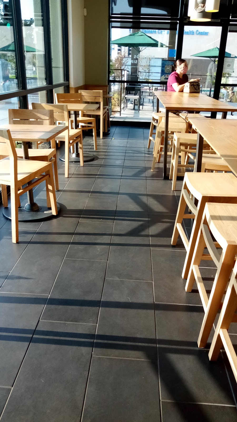 Starbucks | cafe | 507 N Euclid Ave, Ontario, CA 91762, USA | 9098583017 OR +1 909-858-3017