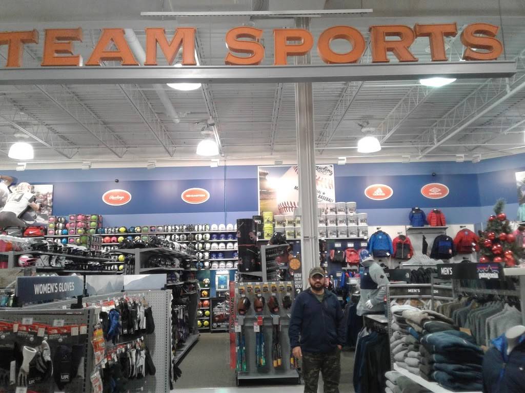 Las Islas Marias | restaurant | 3243 N Pulaski Rd, Chicago, IL 60641, USA | 7736287144 OR +1 773-628-7144