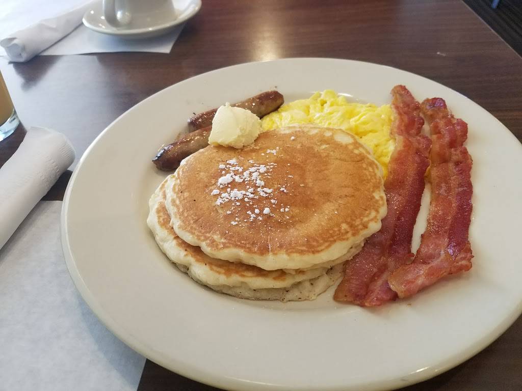 Don Delfis Pancake House and Restaurant | restaurant | 120 West End Ave #2822, Knoxville, TN 37934, USA | 8652883696 OR +1 865-288-3696