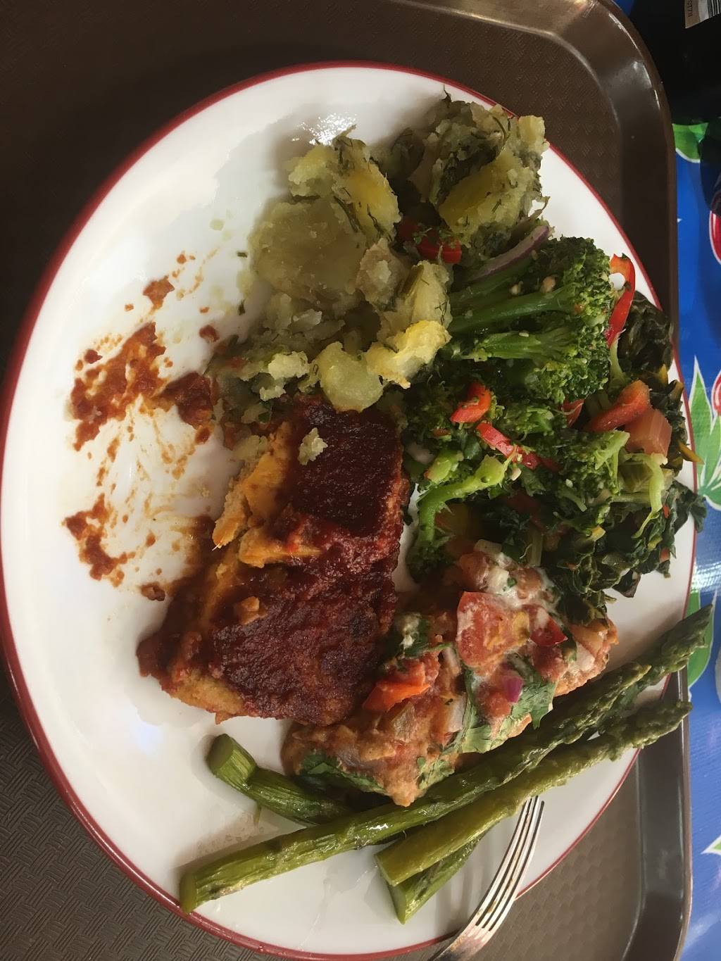 Country Life Vegetarian Restaurant | restaurant | 15 Roxbury St, Keene, NH 03431, USA | 6033573975 OR +1 603-357-3975