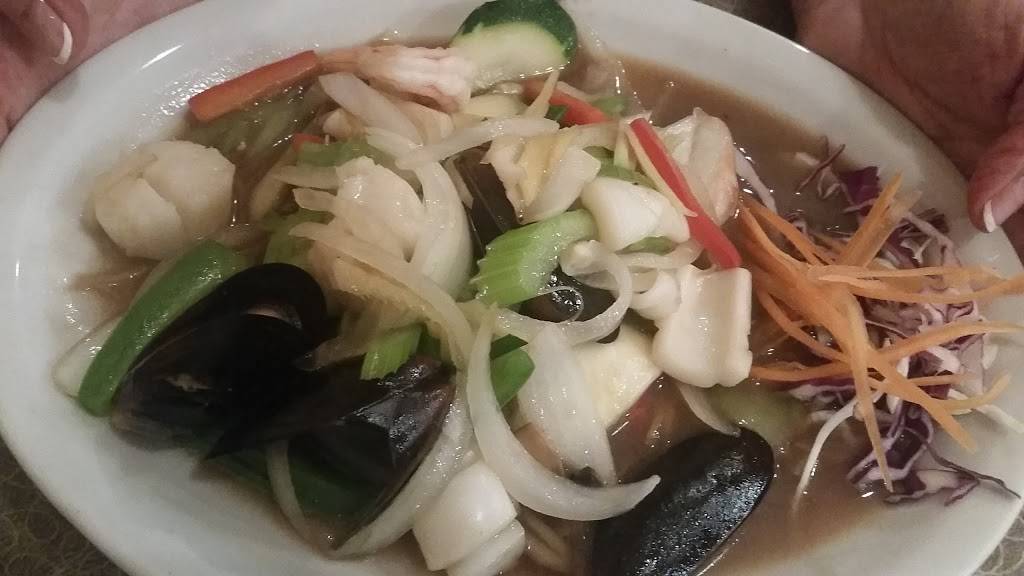 Baan Thai Kitchen | restaurant | 1950 Hendersonville Rd, Asheville, NC 28803, USA | 8286762995 OR +1 828-676-2995