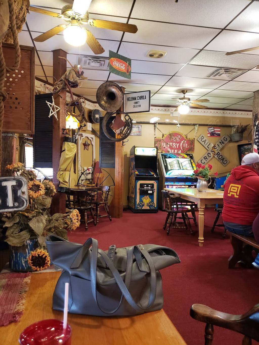 Pizza Royal | restaurant | 5723 Lake Ave, St Joseph, MO 64504, USA | 8162384655 OR +1 816-238-4655