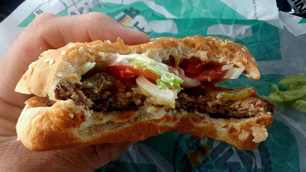 Burger King | restaurant | 2621 Santa Barbara Blvd, Cape Coral, FL 33914, USA | 2396736797 OR +1 239-673-6797