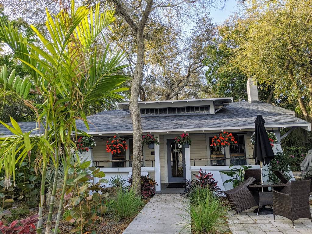 Grey Bellys | restaurant | 601 E New Haven Ave, Melbourne, FL 32901, USA | 3214994531 OR +1 321-499-4531