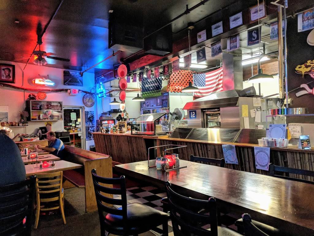 Flying Pie Pizzeria | meal takeaway | 30 Front St S, Issaquah, WA 98027, USA | 4253912407 OR +1 425-391-2407