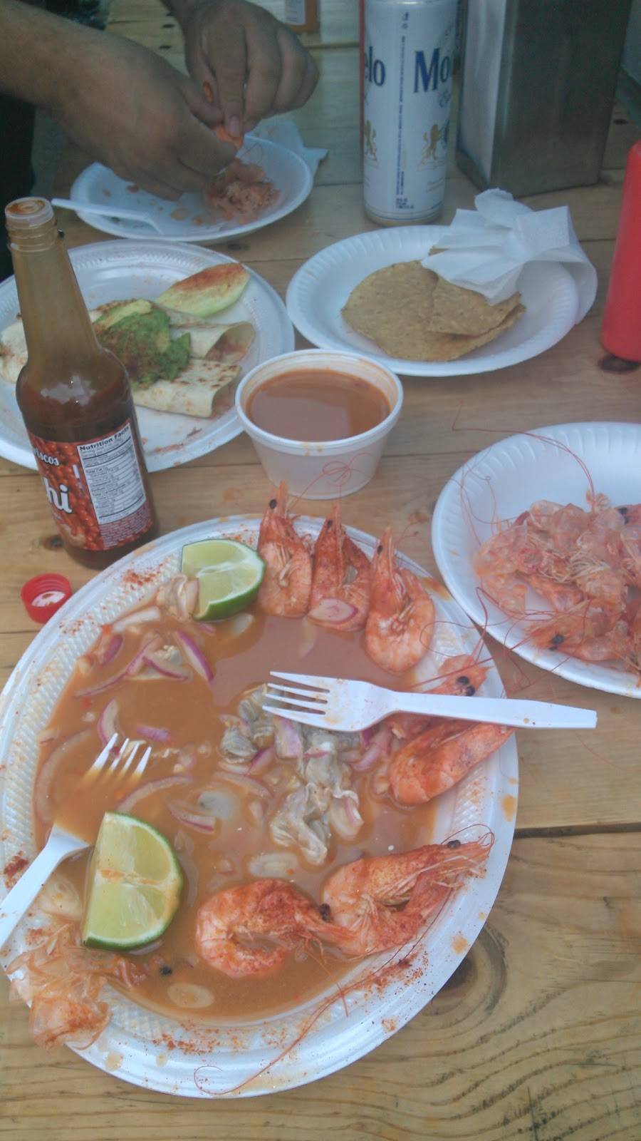 Maricos El Moreno | restaurant | 13620 St Andrews Pl, Gardena, CA 90249, USA | 3238101740 OR +1 323-810-1740