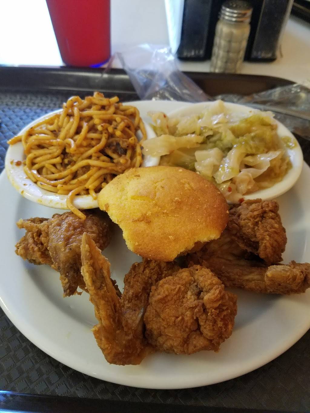 Alma Jeans Southern Kookin | restaurant | 122 Norfleet Dr, Senatobia, MS 38668, USA | 6623010066 OR +1 662-301-0066