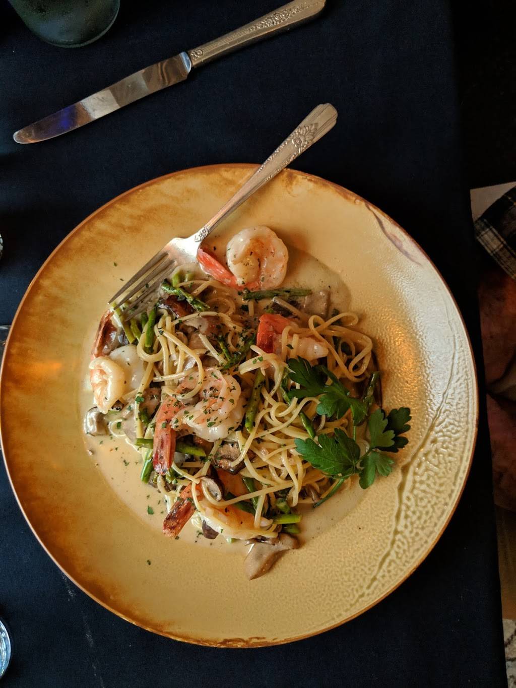 Frannys Bistro | restaurant | 55 Chestnut St, Camden, ME 04843, USA | 2072308199 OR +1 207-230-8199