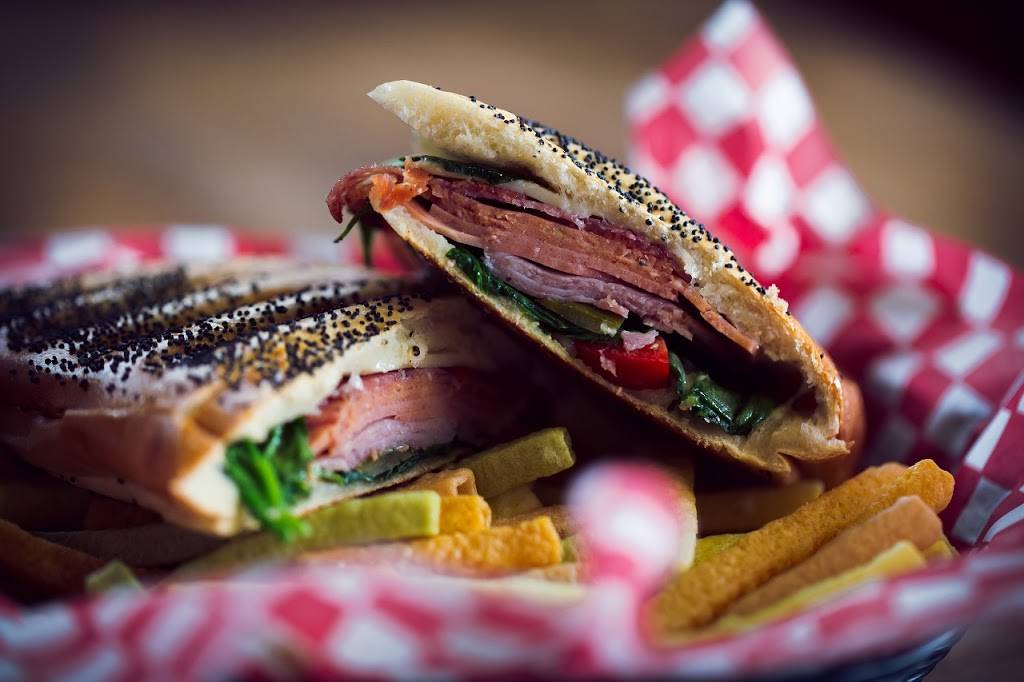 Brûlerie Café Bistro Aladdin Roastery Coffee Bistro | cafe | 774 Boulevard Saint-Joseph, Gatineau, QC J8Y 4B9, Canada | 8195958520 OR +1 819-595-8520