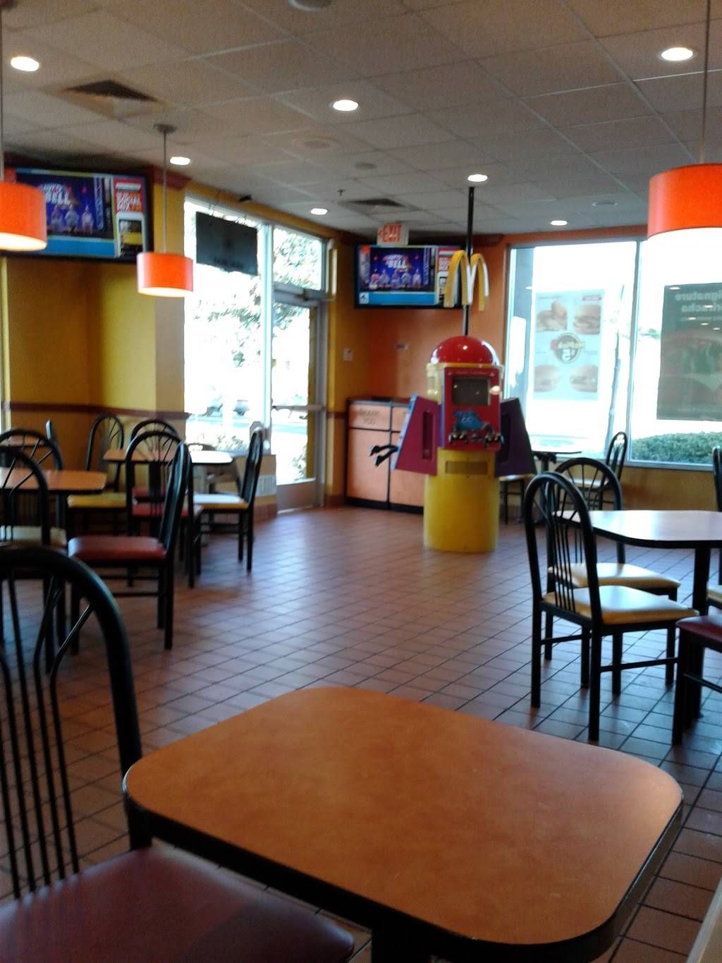McDonalds | cafe | 5010 Van Buren Boulevard, Riverside, CA 92503, USA | 9516881111 OR +1 951-688-1111