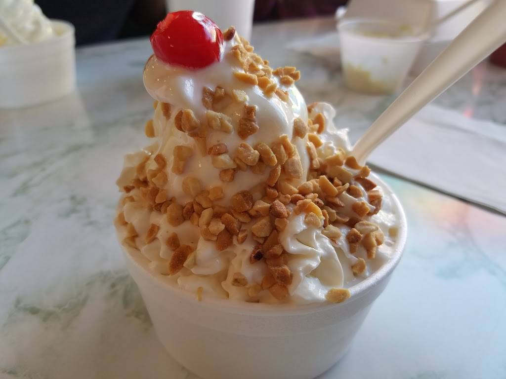 B & G Dairy Bar | restaurant | 510 S Meridian St, Sunman, IN 47041, USA | 8126233728 OR +1 812-623-3728