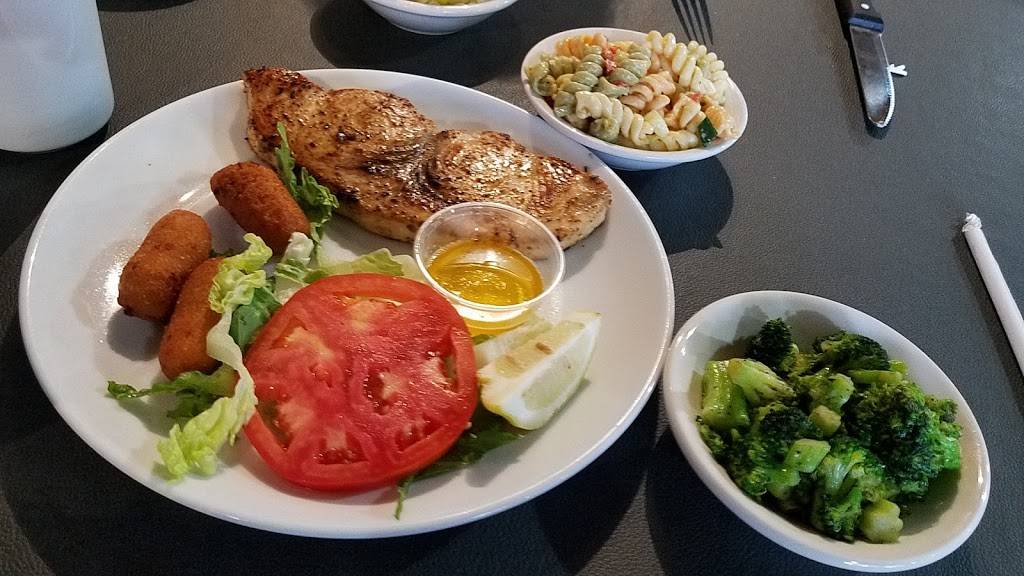 South Main Kitchen & Tavern | restaurant | 128 S Main St, Mt Holly, NC 28120, USA | 7048128973 OR +1 704-812-8973