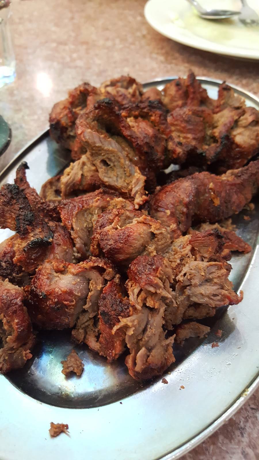 Khan Barbeque Restaurant | restaurant | 2401 W Devon Ave, Chicago, IL 60659, USA | 7732748600 OR +1 773-274-8600