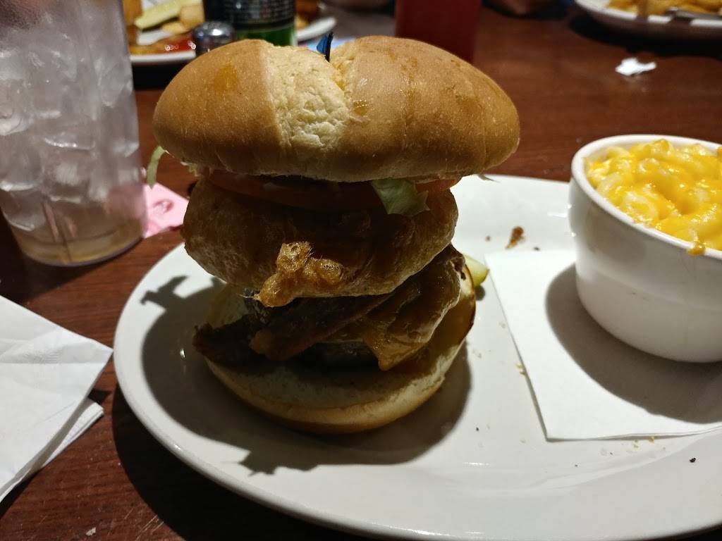 Gordos Pub & Grill | restaurant | 4328 Montgomery Rd # 1, Norwood, OH 45212, USA | 5133511999 OR +1 513-351-1999