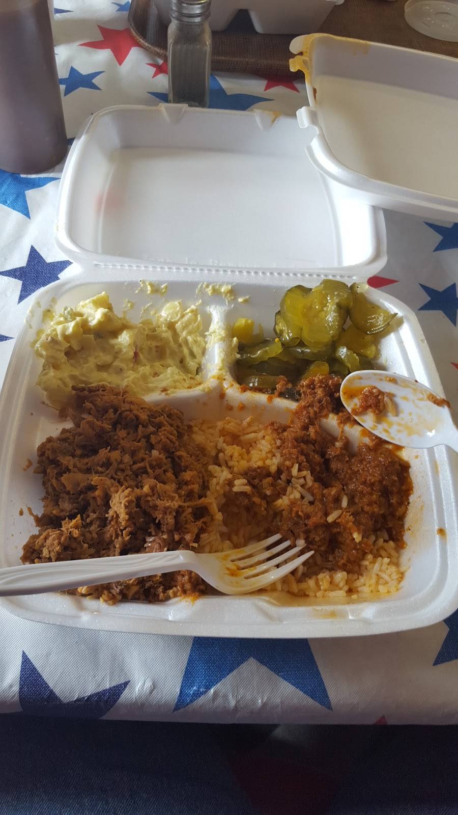 Neals Bar-B-Que | restaurant | 664 Augusta Rd, Thomson, GA 30824, USA | 7065952594 OR +1 706-595-2594