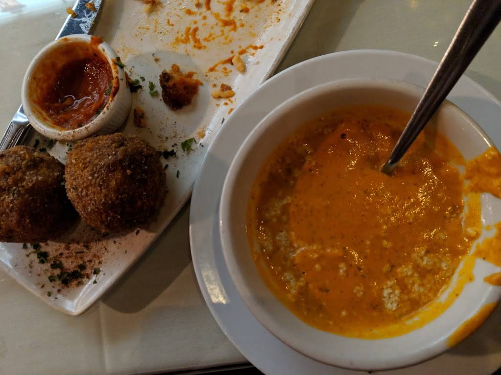 Lombardos Italian Restaurant | restaurant | 7604 N Kings Hwy, Myrtle Beach, SC 29572, USA | 8434976699 OR +1 843-497-6699