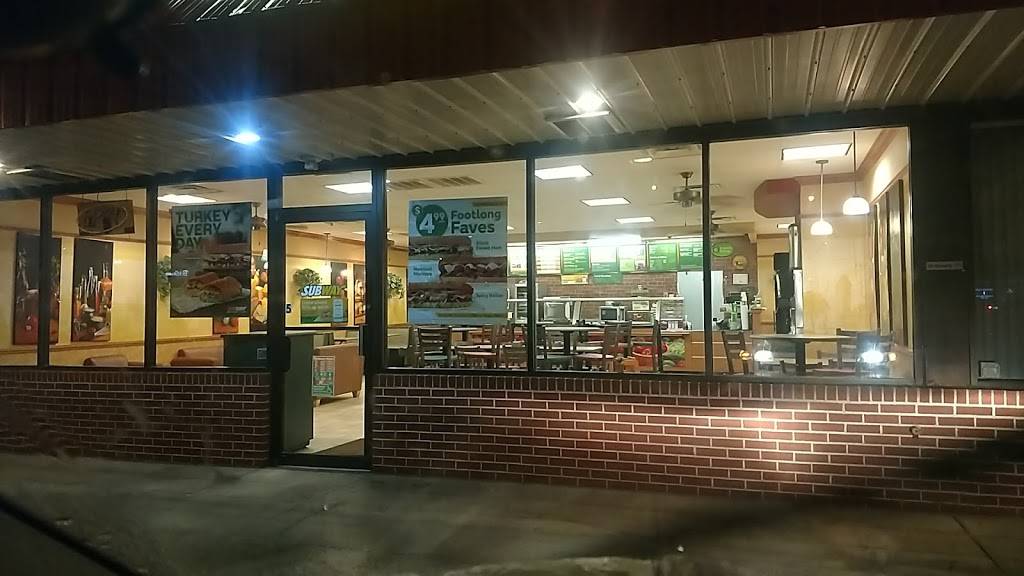Subway | restaurant | 731 Main St, Jackson, OH 45640, USA | 7402864782 OR +1 740-286-4782