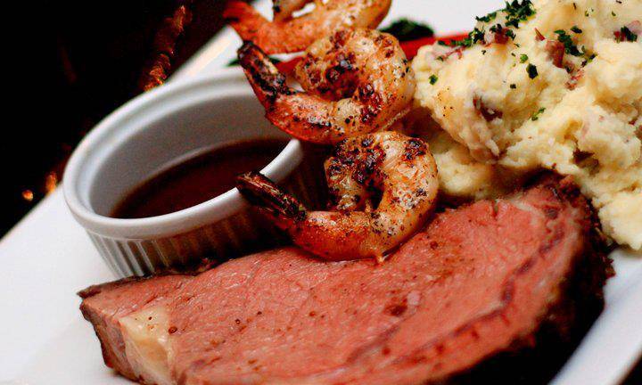 Sterlings Bistro | restaurant | 13905 Lakeside Cir, Sterling Heights, MI 48313, USA | 5865660627 OR +1 586-566-0627