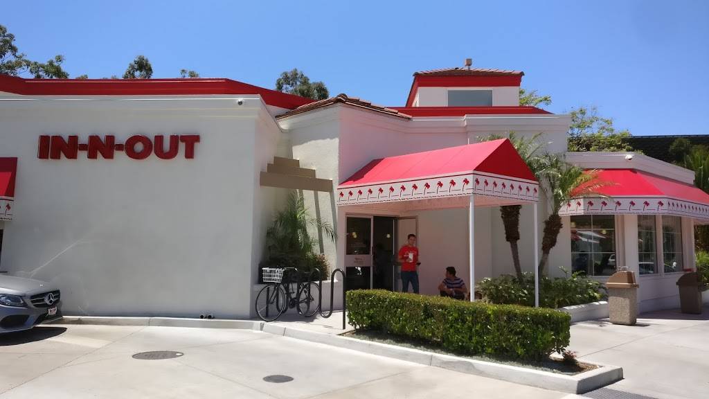 In-N-Out Burger | restaurant | 4115 Campus Dr, Irvine, CA 92612, USA | 8007861000 OR +1 800-786-1000