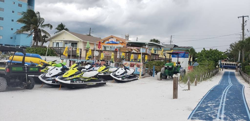 Wicked Wings Beach Bar and Grill | restaurant | 61 Avenue C, Fort Myers Beach, FL 33931, USA | 2397659647 OR +1 239-765-9647