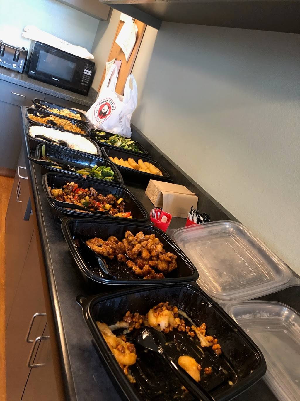 Panda Express | restaurant | 236 E Betteravia Rd, Santa Maria, CA 93454, USA | 8053497888 OR +1 805-349-7888