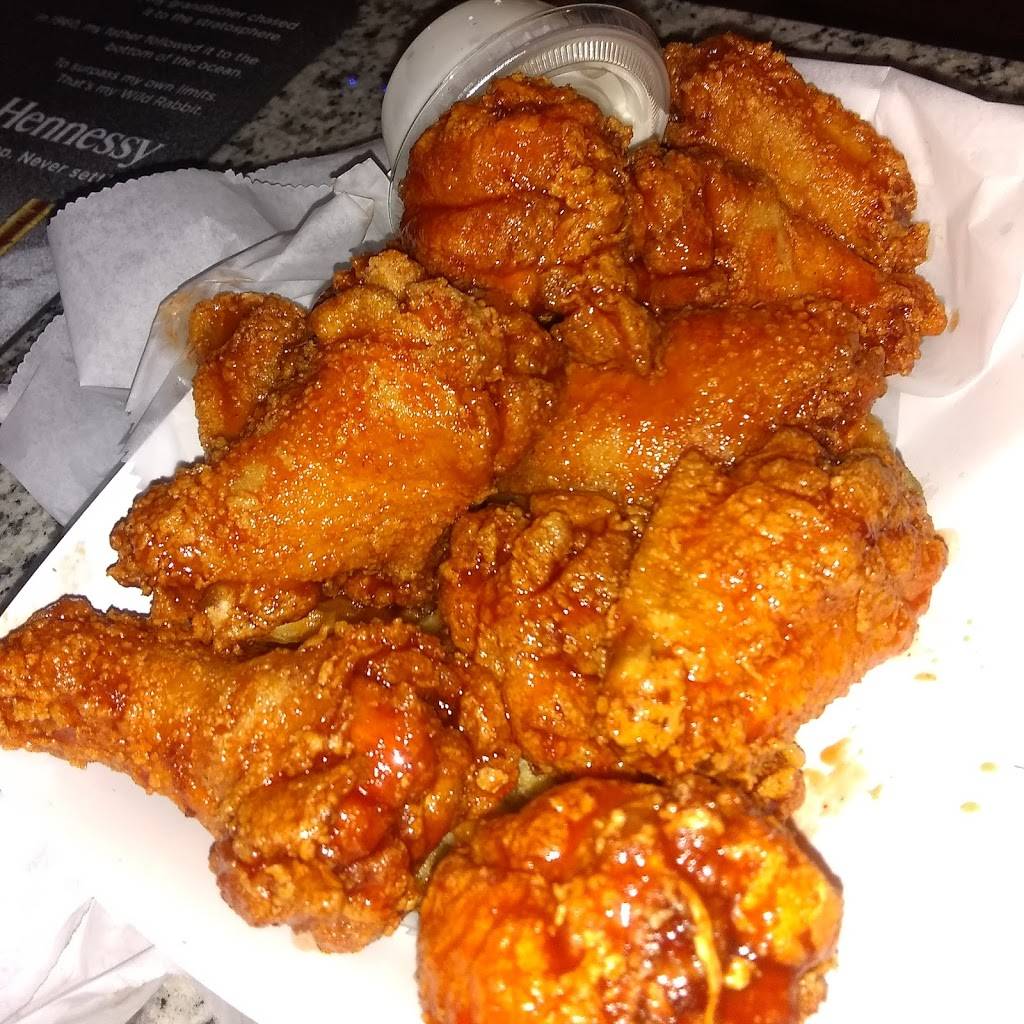 Chill’s bar and grill | restaurant | 2942, 5637 W Grand Ave, Chicago, IL 60639, USA | 7736885799 OR +1 773-688-5799