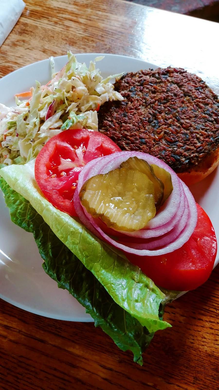 Coast Cafe | restaurant | 46 Wharf Rd, Bolinas, CA 94924, USA | 4158682298 OR +1 415-868-2298