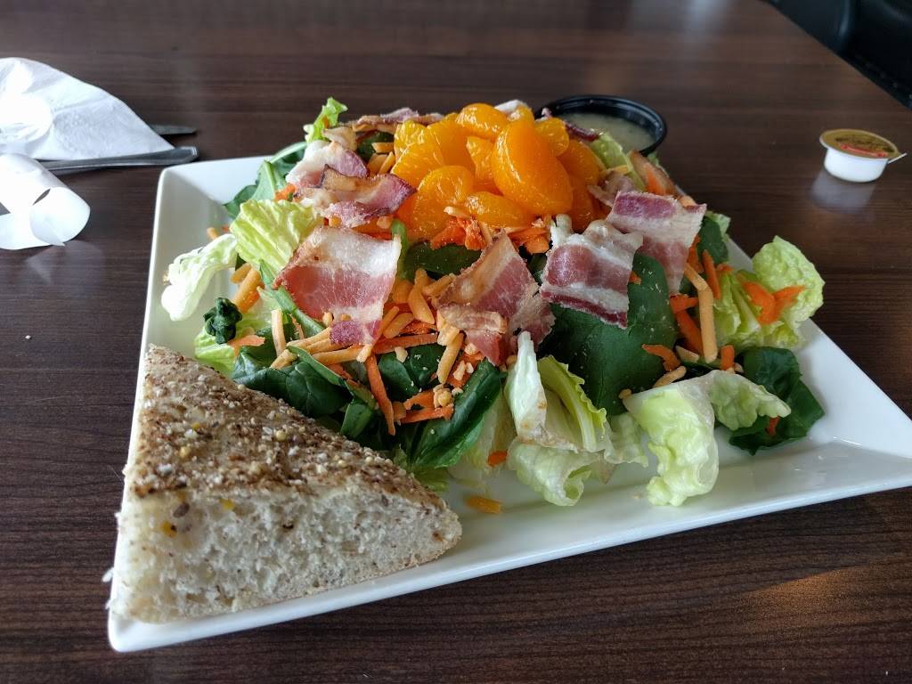 Williams Fresh Cafe | cafe | 33 University Ave, Waterloo, ON N2J 2V9, Canada | 5197254432 OR +1 519-725-4432